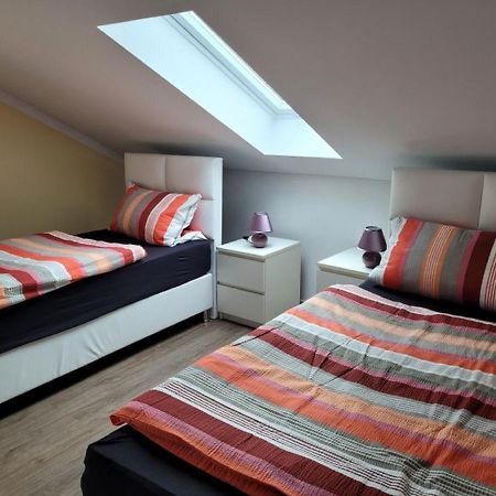 Ferienwohnung Schaerl Ursensollen Eksteriør billede
